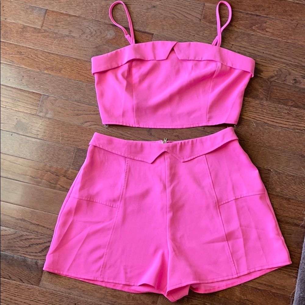 TWO PIECE SHORTS SET
